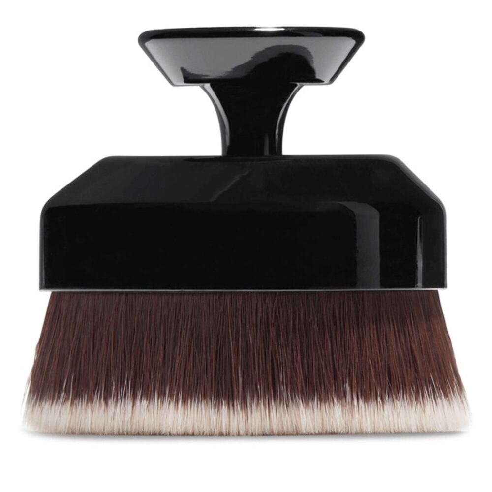 Artistry Future Glow Makeup Foundation Brush New Sealed Applicator Tool
